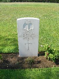 Heliopolis War Cemetery - Emelike Agwu, 